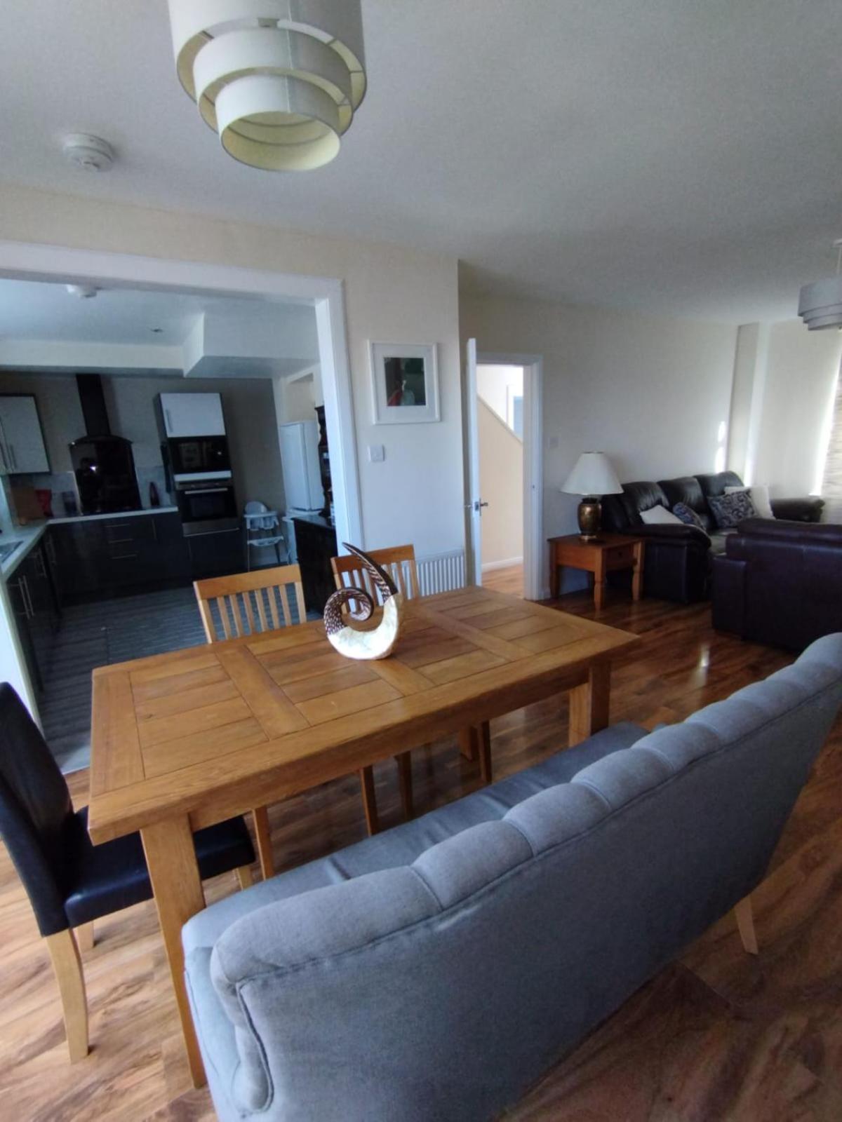 Edinburgh Villa 3 Bed Rooms House In Edinburgh - Private Parking المظهر الخارجي الصورة